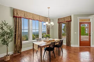 10405 176th Ave E, Bonney Lake, WA 98391 - Photo 11