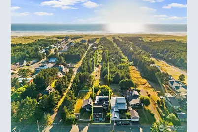 607 Ocean Beach Boulevard N, Long Beach, WA 98631 - Photo 3