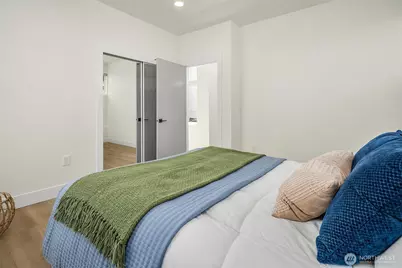 6905 46th Avenue S, Seattle, WA 98118 - Photo 13