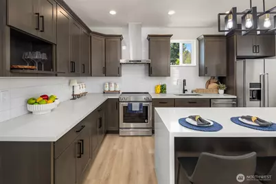 6905 46th Avenue S, Seattle, WA 98118 - Photo 3