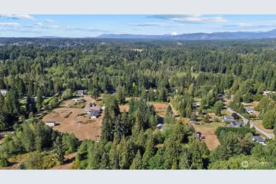 12808 12th Street SE, Lake Stevens, WA 98258 - Photo 33