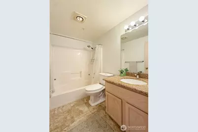 12050 15th Avenue NE #301, Seattle, WA 98125 - Photo 17