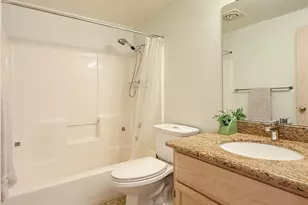 12050 15th Ave NE, Seattle, WA 98125 - Photo 17