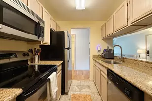 12050 15th Ave NE, Seattle, WA 98125 - Photo 7