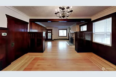 914 N 40th Street, Seattle, WA 98103 - Photo 19