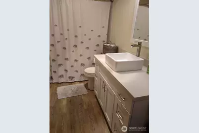 13717 Linden Avenue N #208, Seattle, WA 98133 - Photo 11