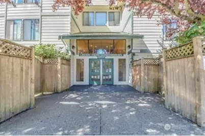 13717 Linden Avenue N #208, Seattle, WA 98133 - Photo 1