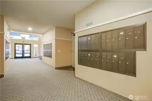 13717 Linden Ave N, Seattle, WA 98133 - Photo 3