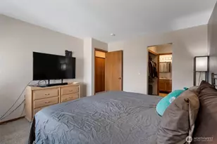 651 SE Bayshore Dr, Oak Harbor, WA 98277 - Photo 5