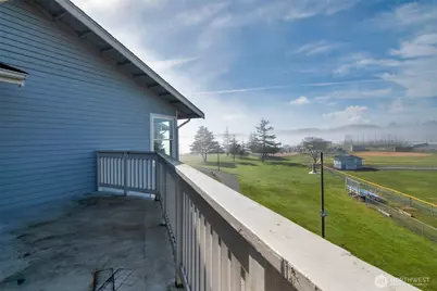 651 SE Bayshore Drive #B304, Oak Harbor, WA 98277 - Photo 15