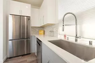 947 NW 56th St, Seattle, WA 98107 - Photo 7