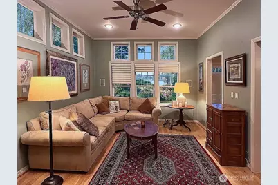 577 Scenic Heights Road, Oak Harbor, WA 98277 - Photo 9