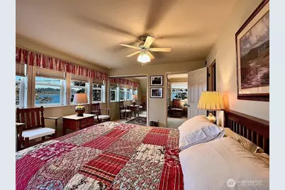 577 Scenic Heights Road, Oak Harbor, WA 98277 - Photo 23