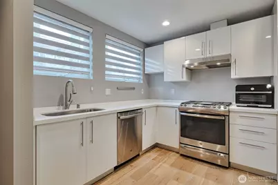 423 Martin Luther King Jr Way S #A, Seattle, WA 98144 - Photo 9