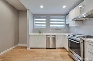 423 Martin Luther King Jr Way S, Seattle, WA 98144 - Photo 7