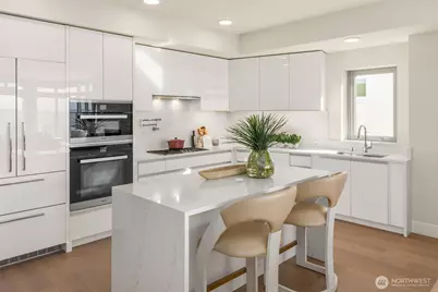 1250 Alki Avenue SW #PHA, Seattle, WA 98116 - Photo 9