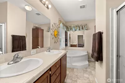 22010 Summers Road SW, Centralia, WA 98531 - Photo 17