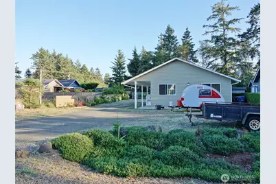 281 Cakesosta Street SE, Ocean Shores, WA 98569 - Photo 3