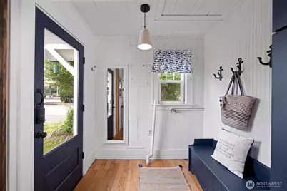 4202 L Place, Seaview, WA 98641 - Photo 3