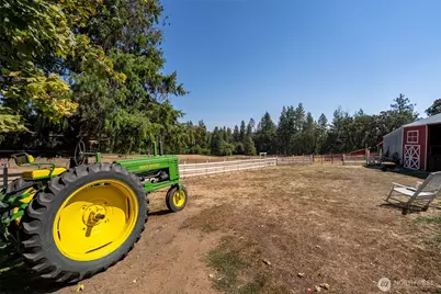 2147 Glenwood Highway, Goldendale, WA 98620 - Photo 23