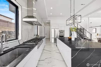 6982 W 22nd Ave, Kennewick, WA 99338 - Photo 13