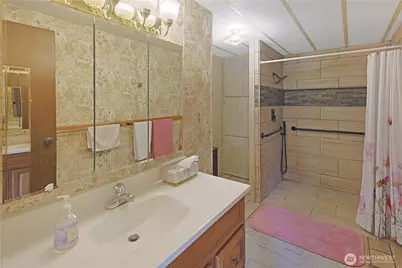 3611 I Street NE #301, Auburn, WA 98002 - Photo 11