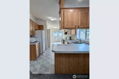 5711 100th Street NE #81, Marysville, WA 98270 - Photo 5