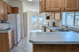 5711 100th Street NE, Marysville, WA 98270 - Photo 5