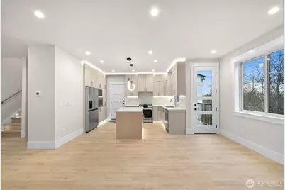 3713 Bristol, Bellingham, WA 98226 - Photo 9