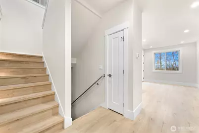 3713 Bristol, Bellingham, WA 98226 - Photo 13