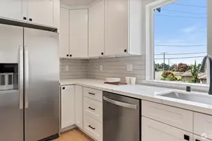 501 Legion Dr, Everett, WA 98201 - Photo 9