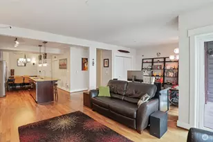 699 John St, Seattle, WA 98109 - Photo 15