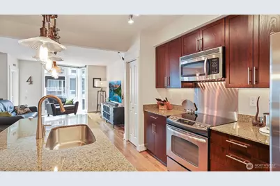699 John Street #513, Seattle, WA 98109 - Photo 3