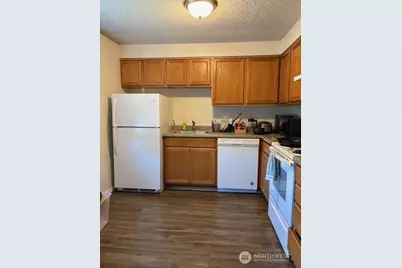 325 N 21st Street, Mount Vernon, WA 98273 - Photo 3