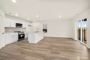 1379 Salzer Crk Dr, Centralia, WA 98531 - Photo 5