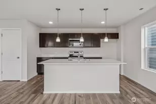 1379 Salzer Crk Dr, Centralia, WA 98531 - Photo 9