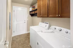 27519 SE 28th Pl, Sammamish, WA 98075 - Photo 21