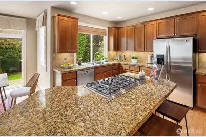 27519 SE 28th Place, Sammamish, WA 98075 - Photo 15