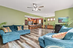 7808 205th St E, Spanaway, WA 98387 - Photo 17