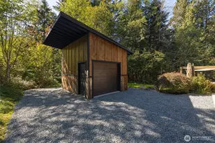 7577 Canyon View Dr, Glacier, WA 98244 - Photo 29