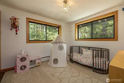 7577 Canyon View Drive, Glacier, WA 98244 - Photo 9