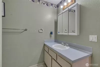 18610 5th Avenue NE, Suquamish, WA 98392 - Photo 19