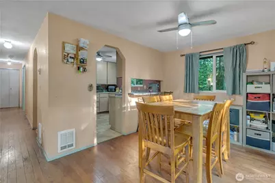 18610 5th Avenue NE, Suquamish, WA 98392 - Photo 9