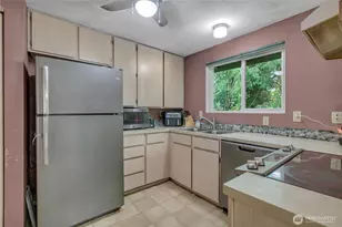 18610 5th Ave NE, Suquamish, WA 98392 - Photo 11