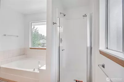 10915 207th Avenue Ct E, Bonney Lake, WA 98391 - Photo 19