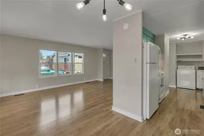 18316 34th Avenue S, SeaTac, WA 98188 - Photo 13