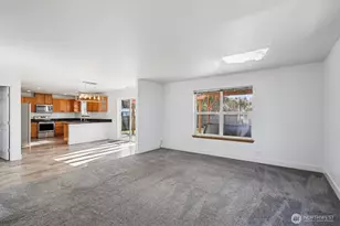 114 Weaver St NE, Orting, WA 98360 - Photo 9