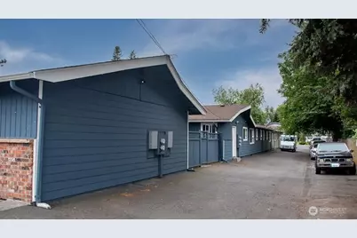 808 I Street NE, Auburn, WA 98002 - Photo 3