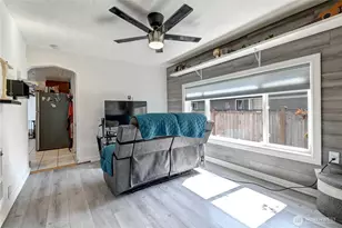 2327 Harrison Ave, Everett, WA 98201 - Photo 5