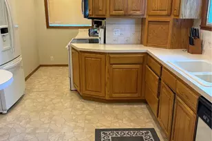 1108 Duryea, Raymond, WA 98577 - Photo 17